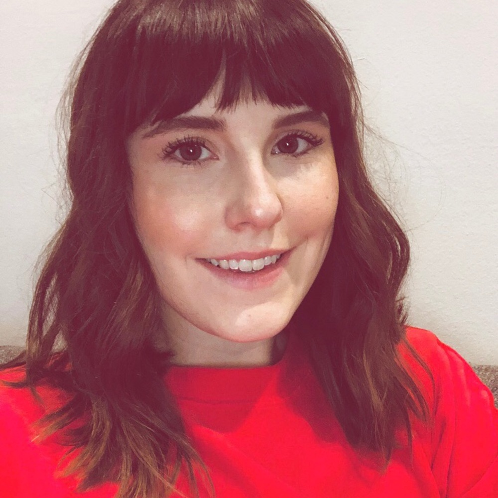 Meet your Posher, Courtney